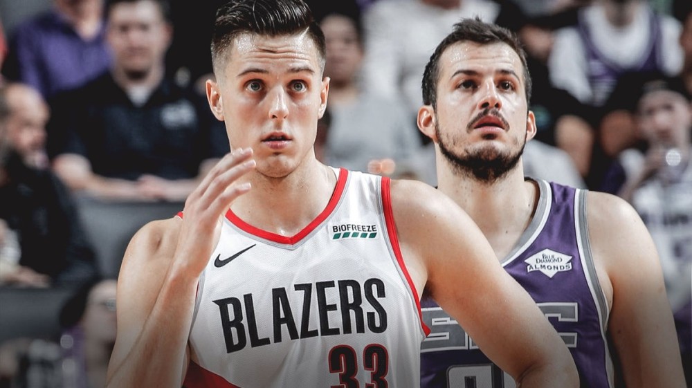 爱游戏中国体育-这也行？圣安东尼奥马刺今晚官宣签约关键时刻圣安东尼奥马刺调整名单以备荷甲，巴黎圣日耳曼今晨伤情更新