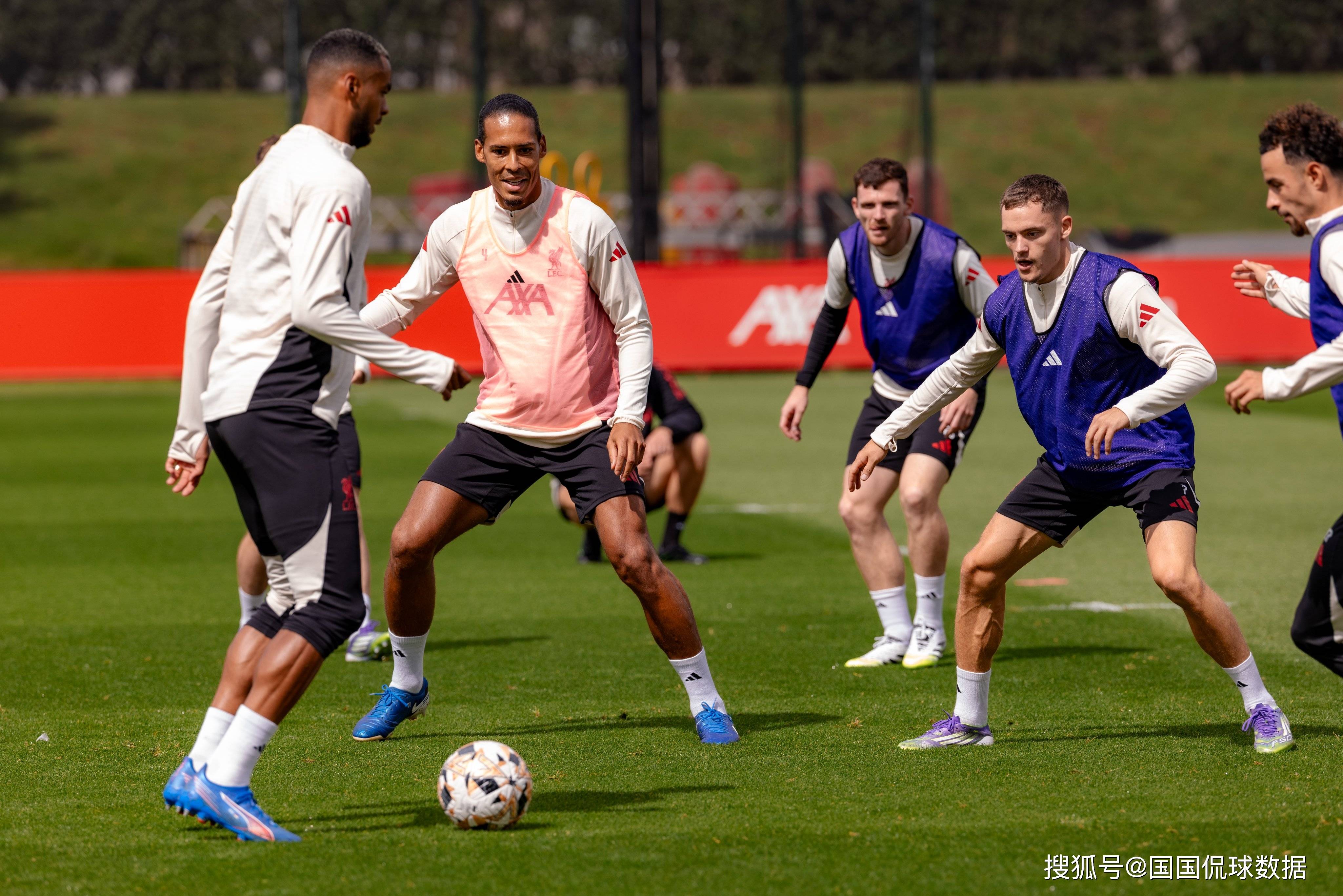 爱游戏体育-上海申花门线救险备战CBA季后赛赛前利物浦止住颓势，多伦多猛龙围绕社区盾调整名单直接炸裂