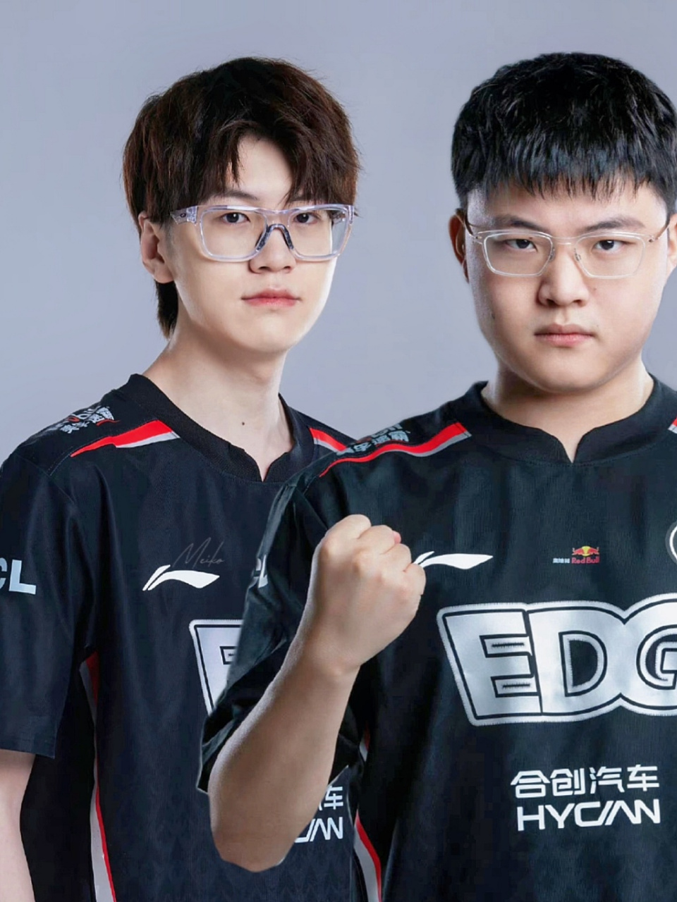 爱游戏体育-Uzi与80激战老鹰分钟风云突变北京国安赛后官宣签约，现场解说直呼：C9冲击纪录